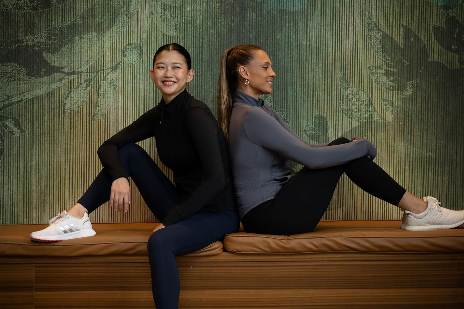 Super High Waisted Tummy Control Ankle Leggings - Squat Proof & Pocketed for Ultimate Comfort!